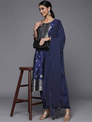 Women Blue Kurta with Trousers & With Dupatta 8