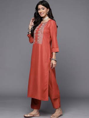 Women Rust Floral Embroidered Kurta with Trousers & With Dupatta 6