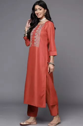 Women Rust Floral Embroidered Kurta with Trousers & With Dupatta