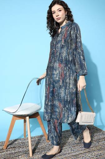 Dyed Regular Kurta with Trousers