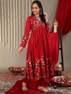 Floral Printed V-Neck Empire A-Line Kurta & Trousers With Dupatta 5