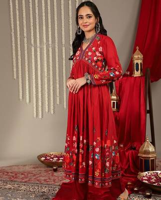Floral Printed V-Neck Empire A-Line Kurta & Trousers With Dupatta 6