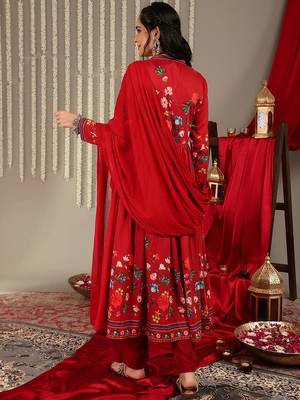 Floral Printed V-Neck Empire A-Line Kurta & Trousers With Dupatta 7