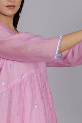 Pink chanderi gathered dress with embroidery 4