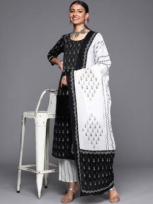 Women Black Ethnic Motifs Printed Pure Cotton Kurta with Trousers & Dupatta 7