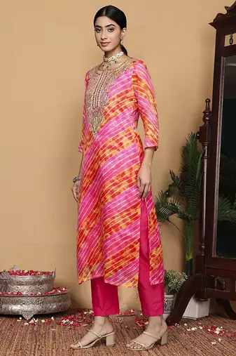Women Dyed Regular Thread Work Kurta with Trousers & With Dupatta