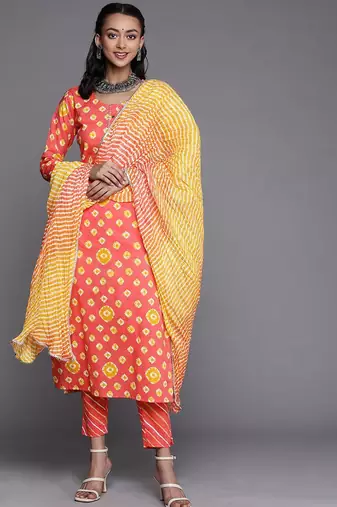 Women Peach-Coloured Ethnic Motifs Printed Gotta Patti Cotton Kurta Set