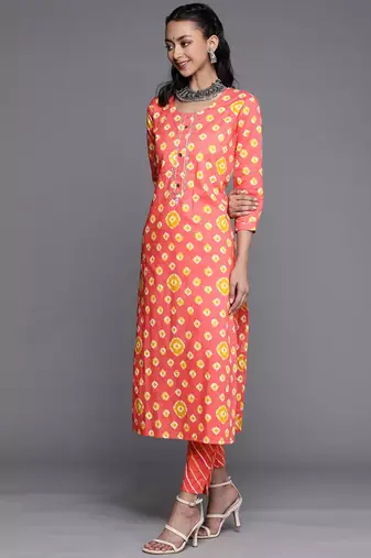Women Peach-Coloured Ethnic Motifs Printed Gotta Patti Cotton Kurta Set