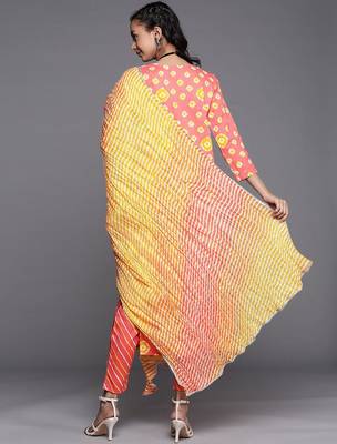 Women Peach-Coloured Ethnic Motifs Printed Gotta Patti Cotton Kurta Set 7