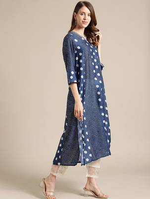 Women Navy Blue Bandhani Printed Panelled Pure Silk Kurta with Trousers 4