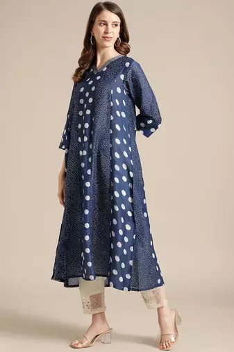 Women Navy Blue Bandhani Printed Panelled Pure Silk Kurta with Trousers