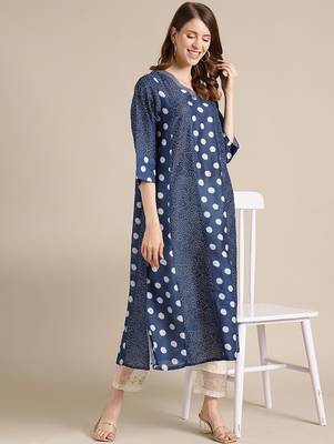 Women Navy Blue Bandhani Printed Panelled Pure Silk Kurta with Trousers 7