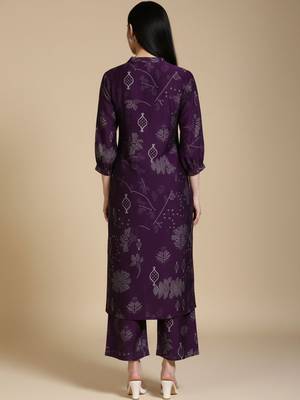 Women Bandhani Printed Kurta with Trousers 2