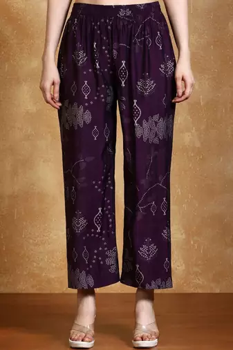 Women Bandhani Printed Kurta with Trousers