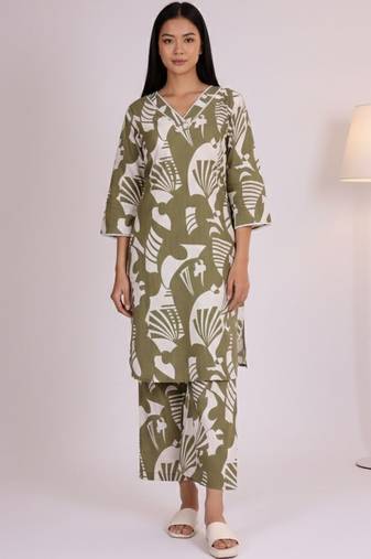 Women Abstract Printed V-Neck Pure Cotton Kurta with Palazzos