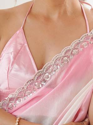 Pink tissue satin embellished saree with unstitched blouse piece. 4