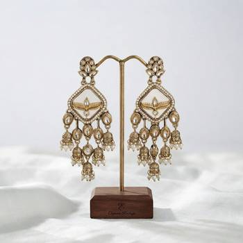 White color kundan earrings elegant festive traditional design 1