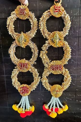 handmade wall decor gota chudi with pom pom guccha hanging for home decor (pack of 2)