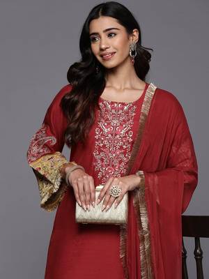 Embroidered Regular Kurta with Trousers & Dupatta 2