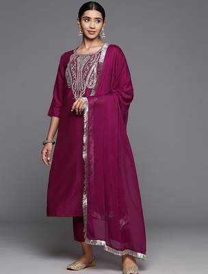 Paisley Zzari Embroidered Regular Kurta with Trousers & Dupatta 1