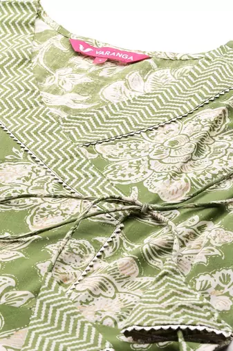 Women Floral Printed Angrakha Pure Cotton Kurta with Trousers