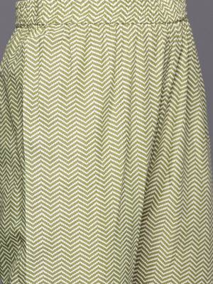 Women Floral Printed Angrakha Pure Cotton Kurta with Trousers 3