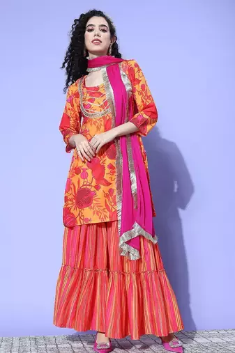 Women Printed Regular Gotta Patti Kurta with Sharara & With Dupatta