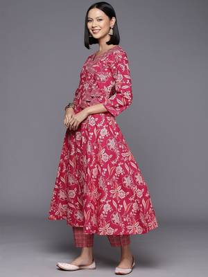 Floral Printed Regular Gotta Patti Pure Cotton Kurta with Trousers & Dupatta 7