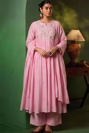 Women Floral Embroidered Empire Thread Work Kurta with Palazzos & With Dupatta