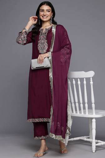 Purple Floral Embroidered Regular Sequinned Kurta With Trouser With Dupatta