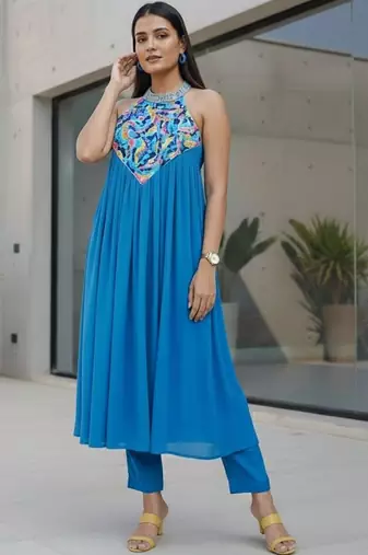 Women Printed Tiered Thread Work Silk Georgette Kurta with Trousers