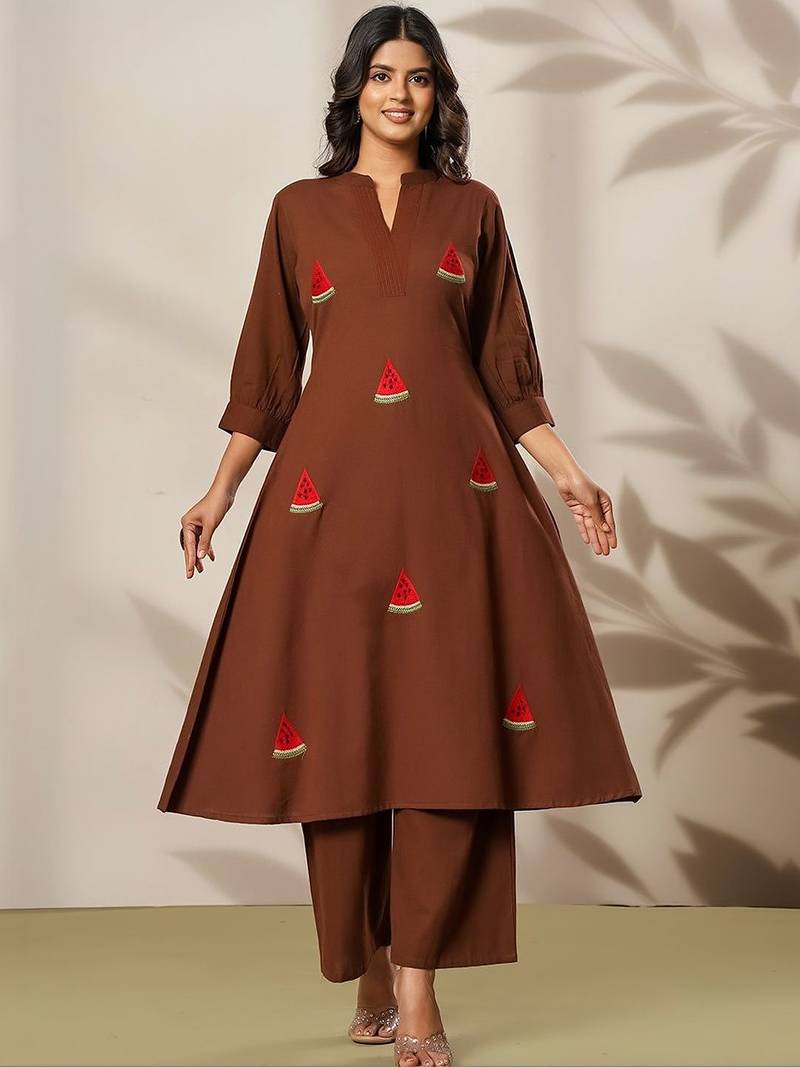 Women Ethnic Motifs Embroidered Regular Thread Work Kurta with Palazzos