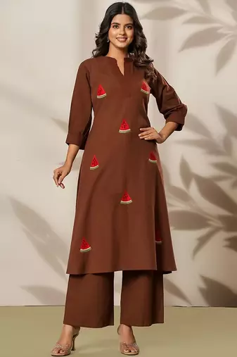 Women Ethnic Motifs Embroidered Regular Thread Work Kurta with Palazzos