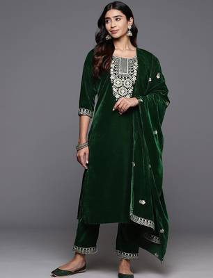 Winter floral Zari Embroidered Velvet Kurta Set with Dupatta. 1