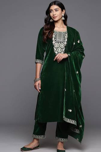 Winter floral Zari Embroidered Velvet Kurta Set with Dupatta.