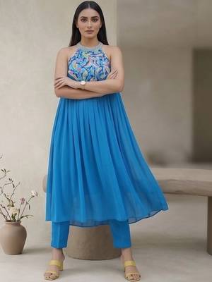 Women Printed Empire Thread Work Silk Georgette Kurta with Trousers 3