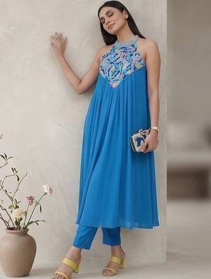 Women Printed Empire Thread Work Silk Georgette Kurta with Trousers 4