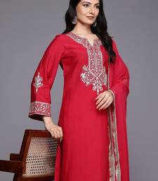 Ethnic Motifs Yoke Design Kurta With Trousers & Dupatta