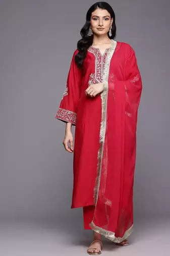 Ethnic Motifs Yoke Design Kurta With Trousers & Dupatta
