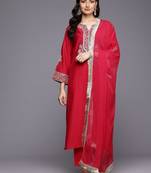 Ethnic Motifs Yoke Design Kurta With Trousers & Dupatta