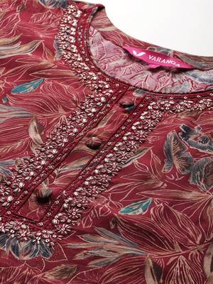 Floral Printed Zari Kurta With Trousers & Dupatta 3