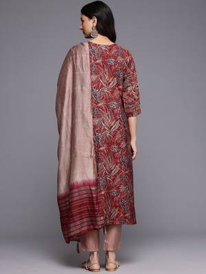 Floral Printed Zari Kurta With Trousers & Dupatta 7