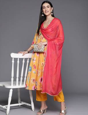 Floral Printed Empire A Line Kurta & Trousers With Dupatta 7