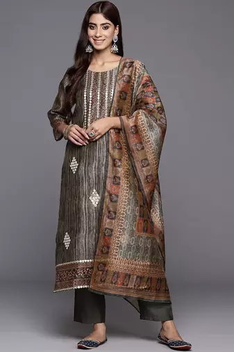 Ethnic Motifs Printed Chanderi Silk Gotta Patti Work Kurta & Trousers With Dupatta