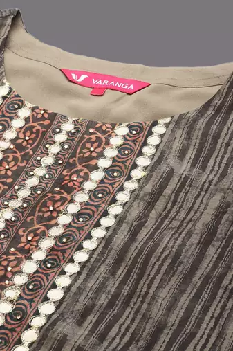 Ethnic Motifs Printed Chanderi Silk Gotta Patti Work Kurta & Trousers With Dupatta