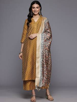 Woven Design Kurta With Palazzos & Dupatta 4