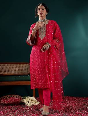Women Embroidered Regular Kurta with Trousers & With Dupatta 2