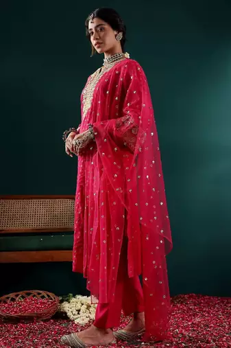 Women Embroidered Regular Kurta with Trousers & With Dupatta
