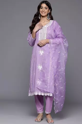 Floral Embroidered Thread Work Pure Cotton Kurta With Trousers & Dupatta