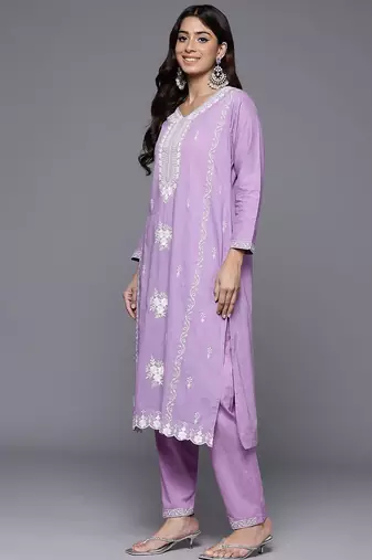 Floral Embroidered Thread Work Pure Cotton Kurta With Trousers & Dupatta